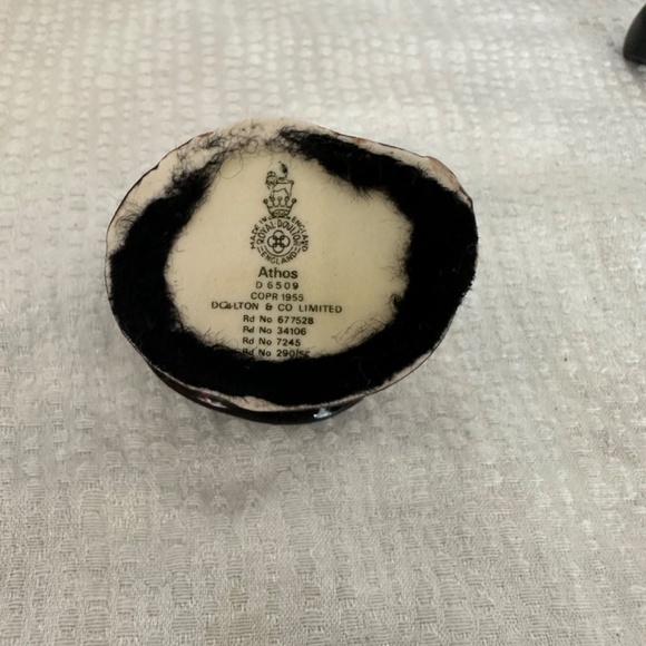 Royal Doulton, vintage 1955, miniature porcelain Toby Jug - Picture 6 of 7